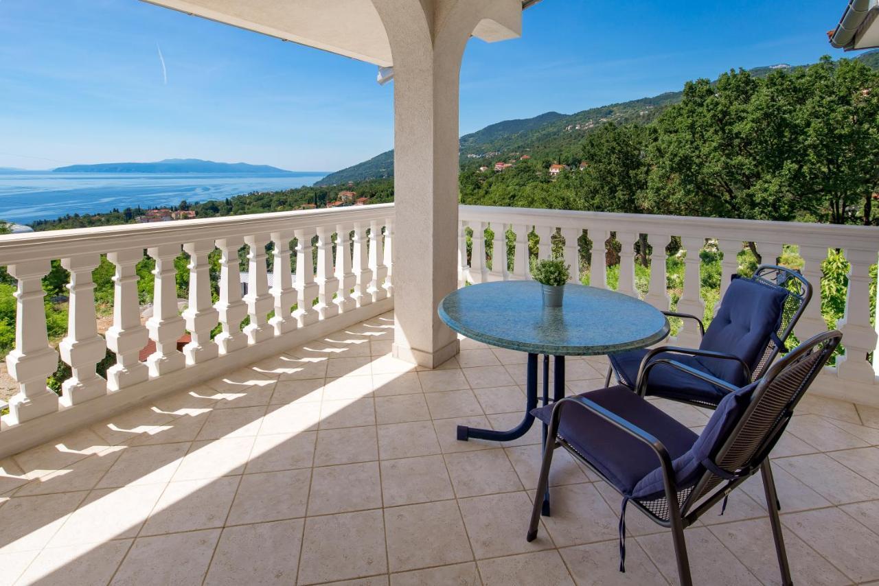 Apartments Villa Chiara Opatija Ičići Exterior foto