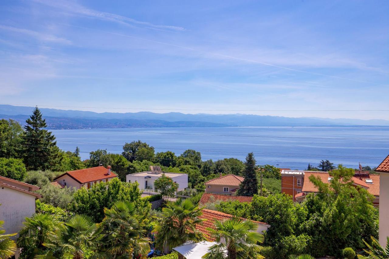 Apartments Villa Chiara Opatija Ičići Exterior foto