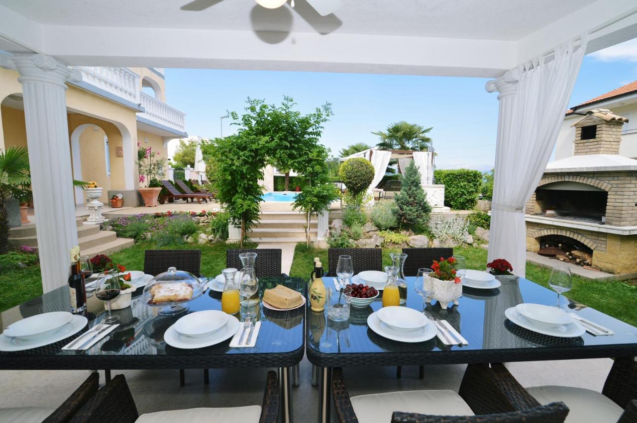 Apartments Villa Chiara Opatija Ičići Exterior foto